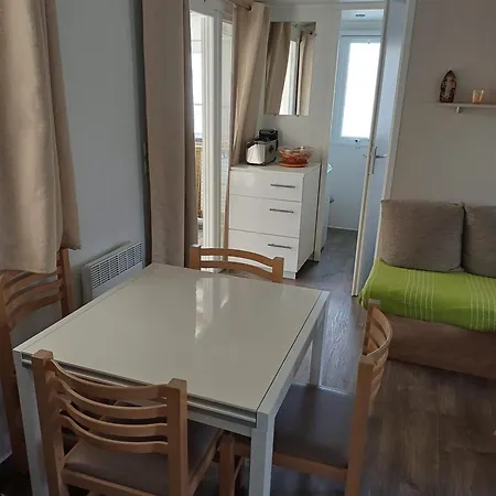 Mobil-Home A Louer Dans Un Camping **** Proche De La Mer Et Foret Saint-Jean-de-Monts Exterior photo
