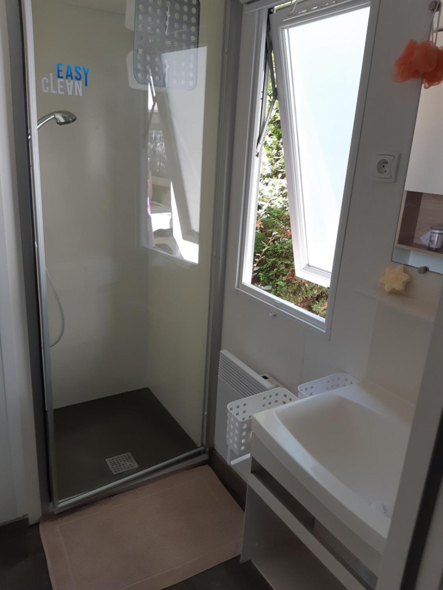 Mobil-home A Louer Dans Un **** Proche De La Et Foret Campsite *
