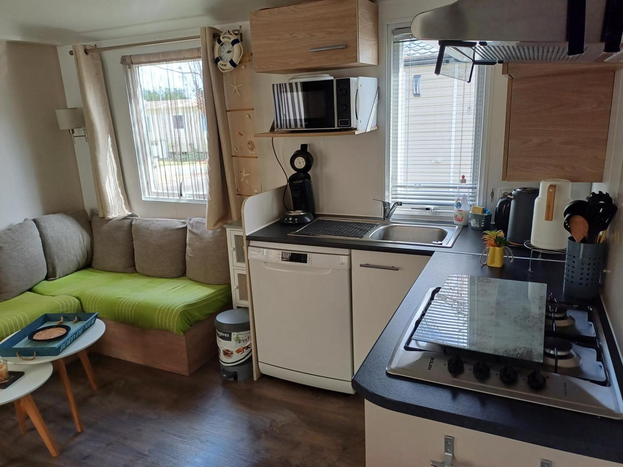 Campsite Mobil-home A Louer Dans Un **** Proche De La Et Foret Saint-Jean-de-Monts