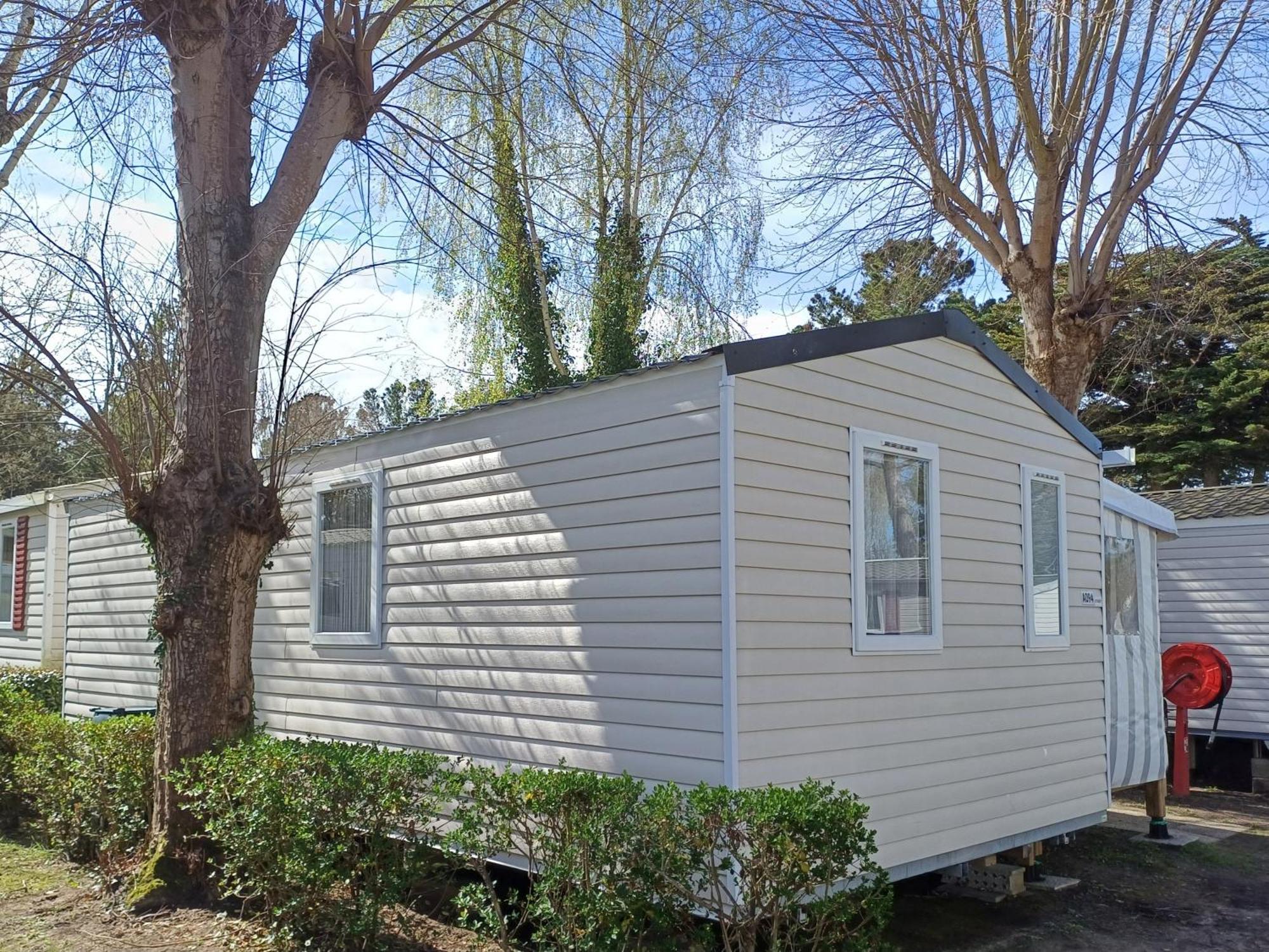 Campsite Mobil-home A Louer Dans Un **** Proche De La Et Foret *
